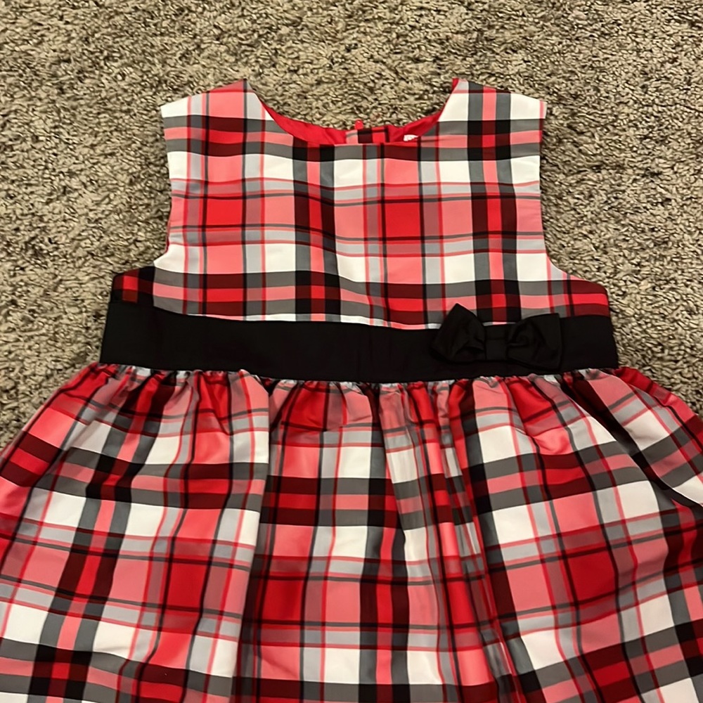 5t carters adorable holiday dress - Picture 2 of 4